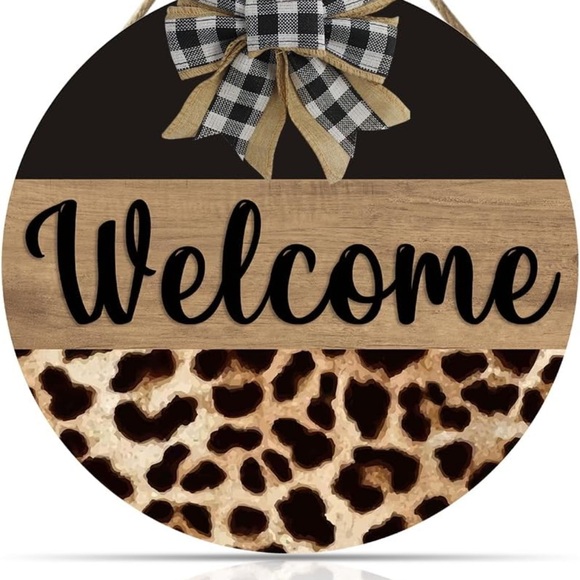 Other - BNWT Leopard Print Welcome Sign with Bow